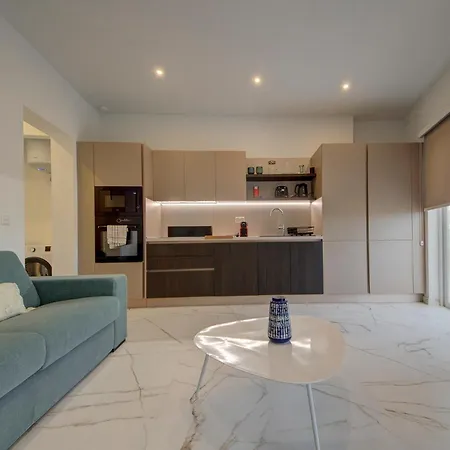 Appartamento Modern With Spacious Terrace In By 360 Estates Attard