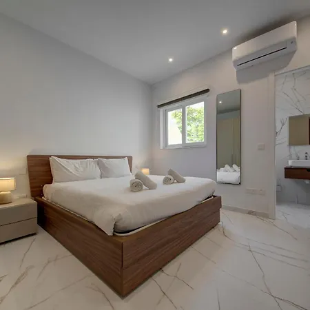 Apartment Modern With Spacious Terrace In By 360 Estates