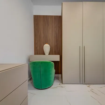Modern With Spacious Terrace In By 360 Estates Apartment