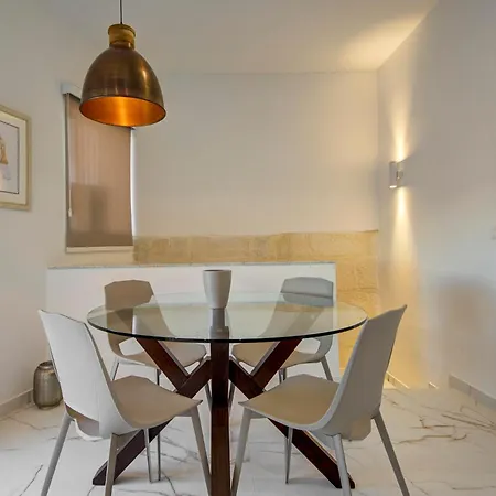 Modern With Spacious Terrace In By 360 Estates Daire Attard