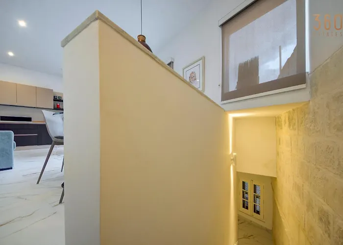 Modern With Spacious Terrace In By 360 Estates Appartement *