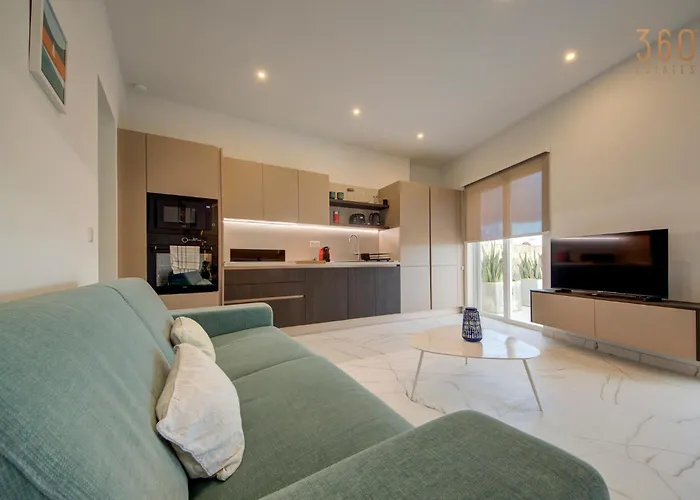 Modern With Spacious Terrace In By 360 Estates Attard