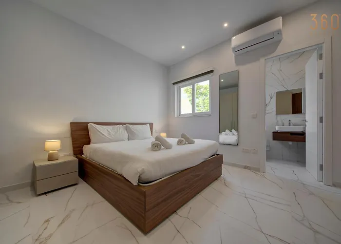 Διαμέρισμα Modern With Spacious Terrace In By 360 Estates