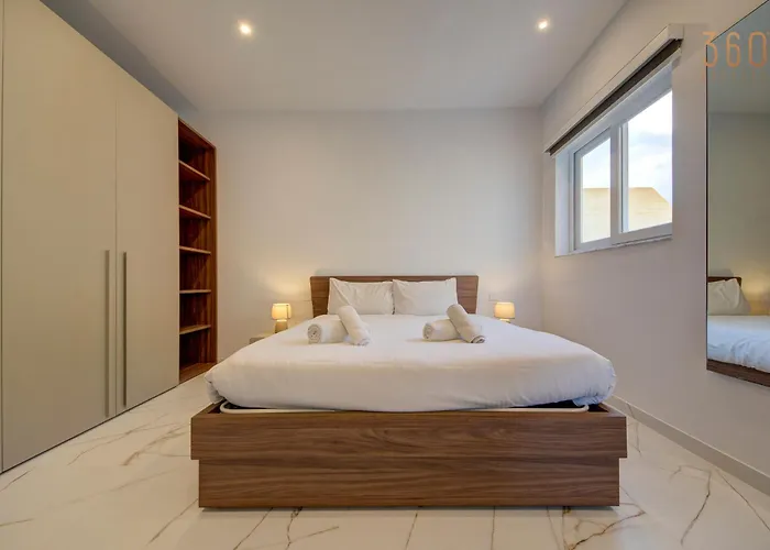 Modern With Spacious Terrace In By 360 Estates Attard