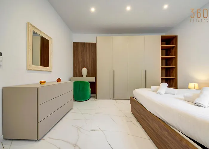 Modern With Spacious Terrace In By 360 Estates * Attard