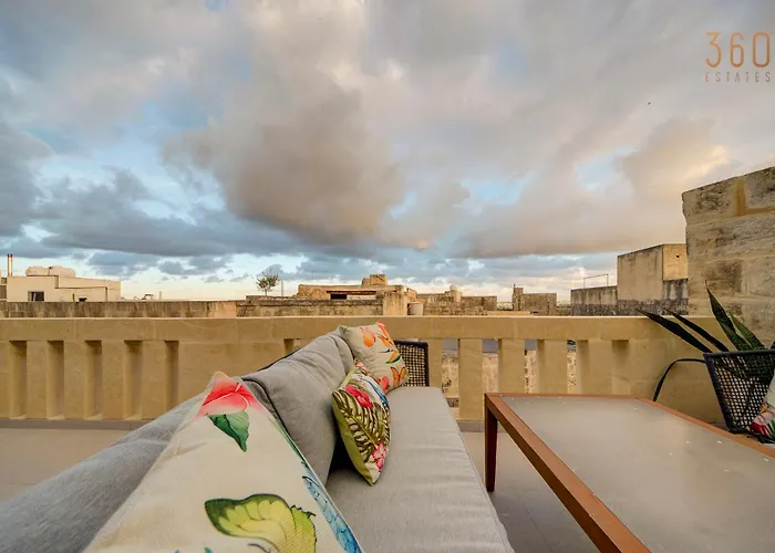 Modern With Spacious Terrace In By 360 Estates Διαμέρισμα *